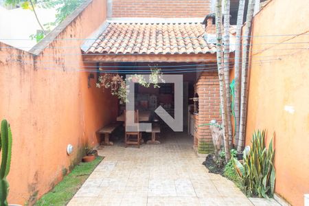 Casa à venda com 180m², 3 quartos e 3 vagasQuintal
