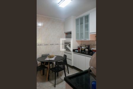 Casa à venda com 180m², 3 quartos e 3 vagasCozinha