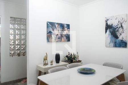 Casa à venda com 180m², 3 quartos e 3 vagasCopa