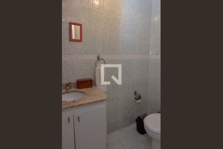 Casa de condomínio à venda com 150m², 3 quartos e 2 vagasLavabo 2