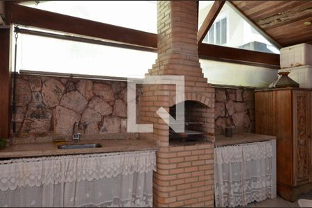 Casa de condomínio à venda com 150m², 3 quartos e 2 vagasÁrea externa