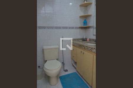 Casa de condomínio à venda com 150m², 3 quartos e 2 vagasBanheiro