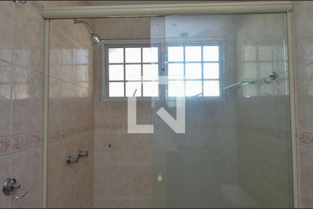 Casa de condomínio à venda com 150m², 3 quartos e 2 vagasBanheiro da Suíte