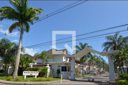 Casa de condomínio à venda com 150m², 3 quartos e 2 vagasFachada e portaria