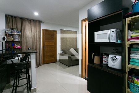 Cozinha de apartamento para alugar com 1 quarto, 45m² em Chácara Califórnia, São Paulo