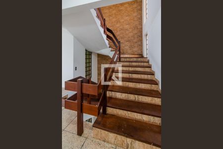 Escada de casa para alugar com 3 quartos, 270m² em Partenon, Porto Alegre