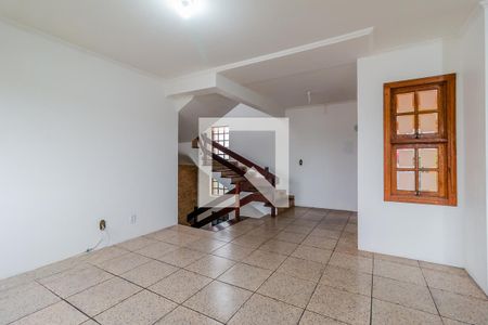 Sala de casa para alugar com 3 quartos, 270m² em Partenon, Porto Alegre