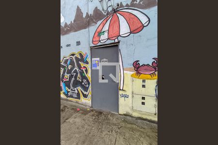 Casa de condomínio para alugar com 44m², 1 quarto e sem vaga Casa de condomínio para alugar com 44m², 1 quarto e sem vagaFachada