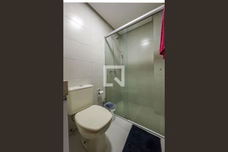 Banheiro da Suíte 1 de casa à venda com 4 quartos, 230m² em Partenon, Porto Alegre