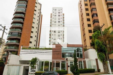Apartamento para alugar com 90m², 2 quartos e 2 vagasFachada