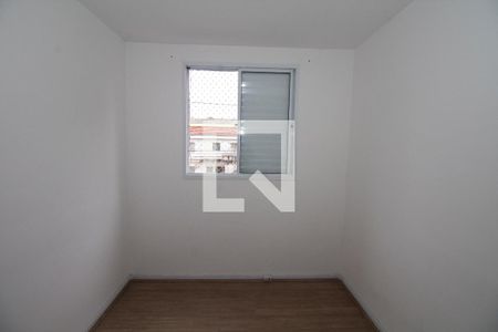 Quarto 1 de apartamento para alugar com 2 quartos, 50m² em Vila Antonieta, São Paulo