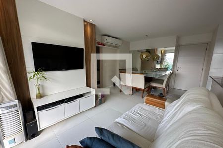 Apartamento à venda com 67m², 2 quartos e 1 vaga Apartamento à venda com 67m², 2 quartos e 1 vagaSala