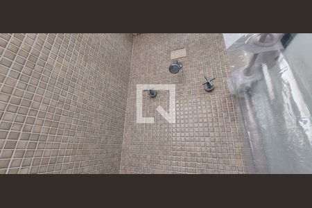 Casa de condomínio à venda com 287m², 4 quartos e 4 vagas Casa de condomínio à venda com 287m², 4 quartos e 4 vagasBanheiro 2 - chuveiro