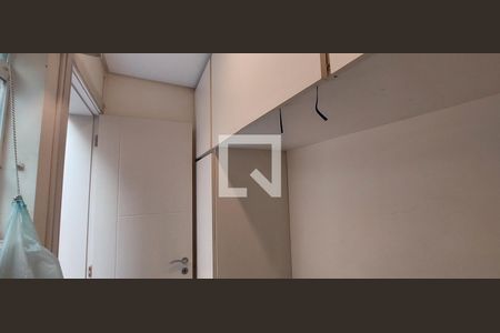 Casa de condomínio à venda com 287m², 4 quartos e 4 vagas Casa de condomínio à venda com 287m², 4 quartos e 4 vagasEdícula