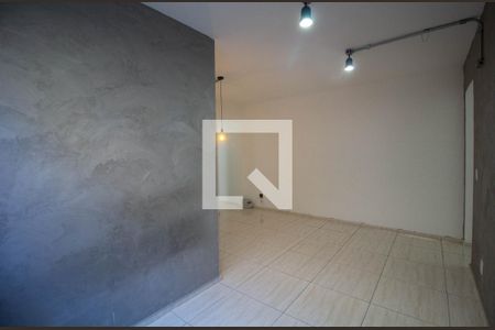 Apartamento para alugar com 43m², 2 quartos e sem vaga Apartamento para alugar com 43m², 2 quartos e sem vagaSala