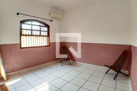 Quarto 1 de casa à venda com 3 quartos, 300m² em Serra Grande, Niterói