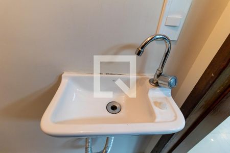 Casa de condomínio à venda com 105m², 3 quartos e 1 vaga Casa de condomínio à venda com 105m², 3 quartos e 1 vagaLavabo