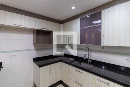 Casa de condomínio à venda com 105m², 3 quartos e 1 vaga Casa de condomínio à venda com 105m², 3 quartos e 1 vagaCozinha - Armários