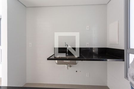 Apartamento à venda com 108m², 2 quartos e 3 vagasCozinha e Área de Serviço