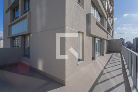 Apartamento à venda com 108m², 2 quartos e 3 vagasVaranda