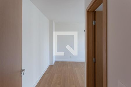 Apartamento à venda com 108m², 2 quartos e 3 vagasQuarto 2 - Suíte