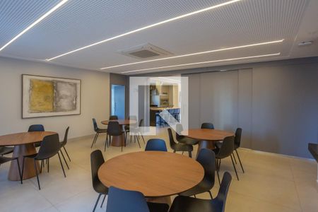 Apartamento à venda com 68m², 2 quartos e 2 vagasÁrea comum - Salão de festas