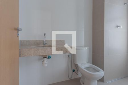 Banheiro da Suíte 1 de apartamento à venda com 2 quartos, 68m² em Lourdes, Belo Horizonte