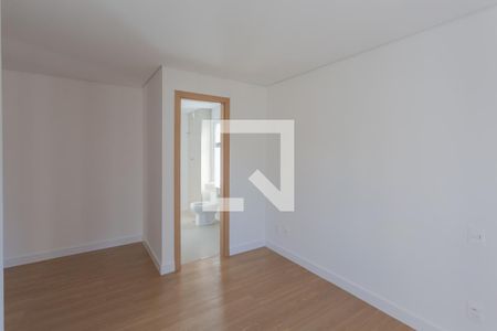 Apartamento à venda com 68m², 2 quartos e 2 vagasSuíte 2