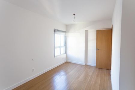 Suíte 1 de apartamento à venda com 2 quartos, 68m² em Lourdes, Belo Horizonte