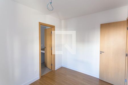 Apartamento à venda com 68m², 2 quartos e 2 vagasSuíte 2