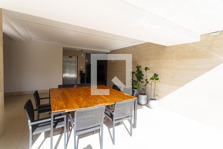 Apartamento à venda com 69m², 2 quartos e 2 vagasPool Bar