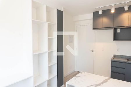 Sala/Cozinha de apartamento para alugar com 1 quarto, 24m² em Bela Vista, São Paulo