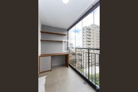 Varanda de kitnet/studio à venda com 1 quarto, 27m² em Vila Mariana, São Paulo