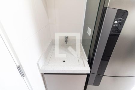 Apartamento para alugar com 33m², 2 quartos e sem vaga Apartamento para alugar com 33m², 2 quartos e sem vagaLavanderia