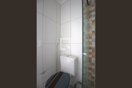 Banheiro de apartamento para alugar com 2 quartos, 100m² em Galo Branco, São Gonçalo