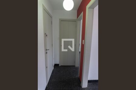Apartamento para alugar com 96m², 1 quarto e sem vaga Apartamento para alugar com 96m², 1 quarto e sem vagaCorredor