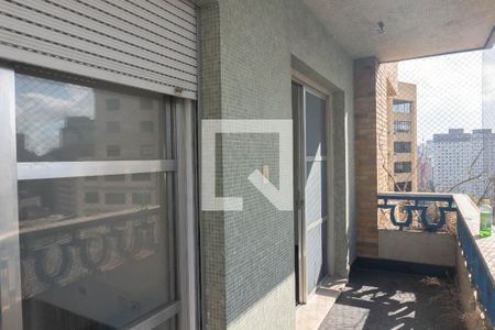 Apartamento para alugar com 96m², 1 quarto e sem vaga Apartamento para alugar com 96m², 1 quarto e sem vagaSacada da sala