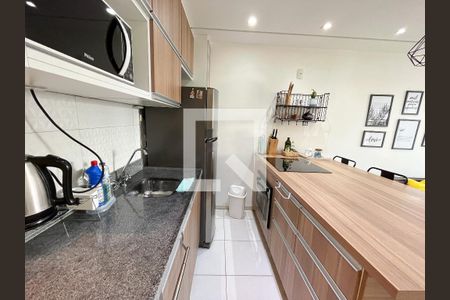 Cozinha  de kitnet/studio para alugar com 1 quarto, 28m² em Mirandópolis, São Paulo