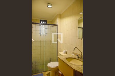 Apartamento para alugar com 250m², 4 quartos e 3 vagas Apartamento para alugar com 250m², 4 quartos e 3 vagasBanheiro