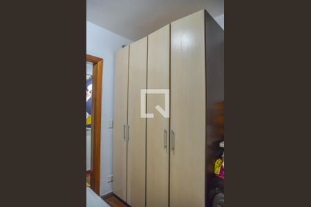 Apartamento para alugar com 250m², 4 quartos e 3 vagas Apartamento para alugar com 250m², 4 quartos e 3 vagasQuarto de Serviço