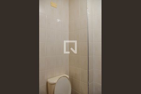 Apartamento para alugar com 250m², 4 quartos e 3 vagas Apartamento para alugar com 250m², 4 quartos e 3 vagasBanheiro 2