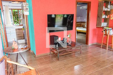 Sala de casa para alugar com 2 quartos, 64m² em Campeche Central, Florianópolis