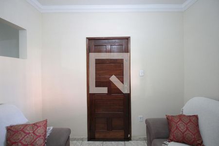 Sala de casa à venda com 3 quartos, 88m² em Rio Branco, Belo Horizonte