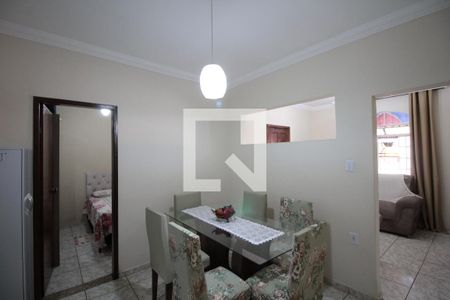 Casa à venda com 88m², 3 quartos e 3 vagasCopa