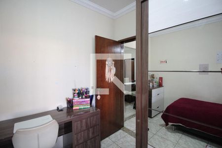 Quarto 1 de casa à venda com 3 quartos, 88m² em Rio Branco, Belo Horizonte