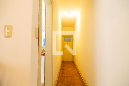 Apartamento à venda com 80m², 2 quartos e sem vagaSala - Corredor