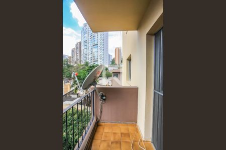 Apartamento à venda com 80m², 3 quartos e 1 vagaVaranda