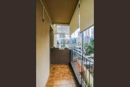 Apartamento à venda com 80m², 3 quartos e 1 vagaVaranda  Quarto 1 e 2