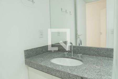 Apartamento à venda com 84m², 3 quartos e 2 vagasBanheiro da Suíte