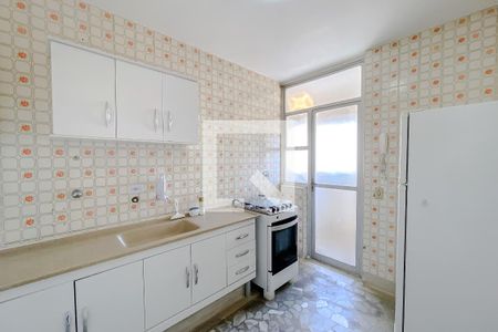 Apartamento à venda com 75m², 2 quartos e 1 vagaCozinha